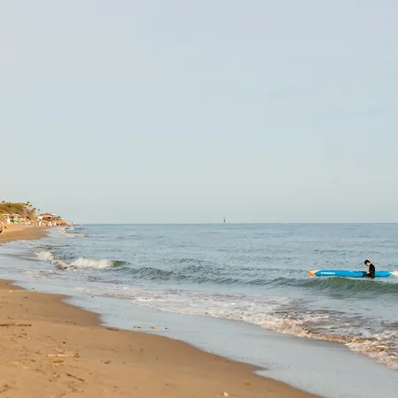 In Elviria, A Retreat Among Palm Trees, With Private Heated Pool And Barbecue, *