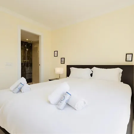 In Elviria, A Retreat Among Palm Trees, With Private Heated Pool And Barbecue, Villa *